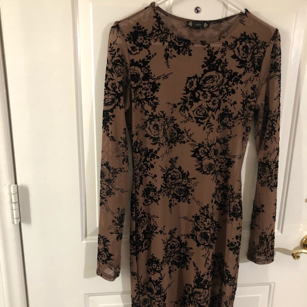 Women’s dress